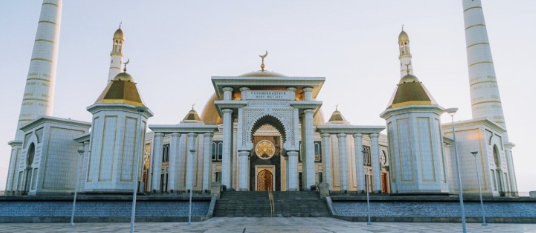 투르크메니스탄은 수도와 몇몇 주요 도시